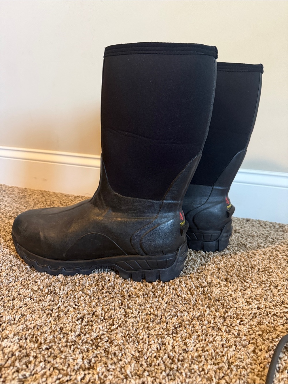 Itasca Black Men's Insulated Rubber Pull-On Boots MINT CONDITION